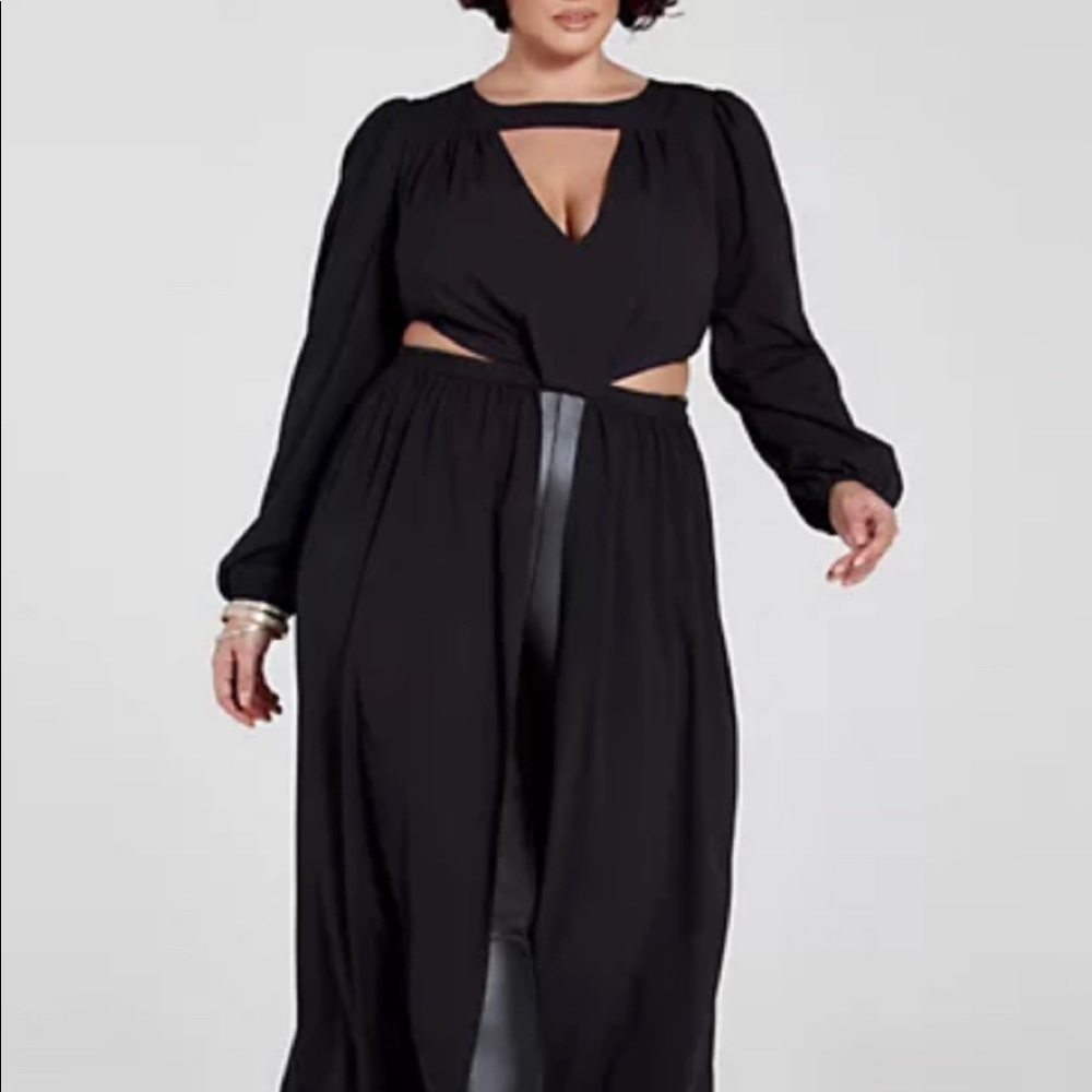 Fashion To Figure long sleeve cut out
